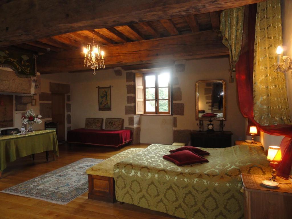 Manoir De La Branche Bed & Breakfast Maen Roch Bagian luar foto