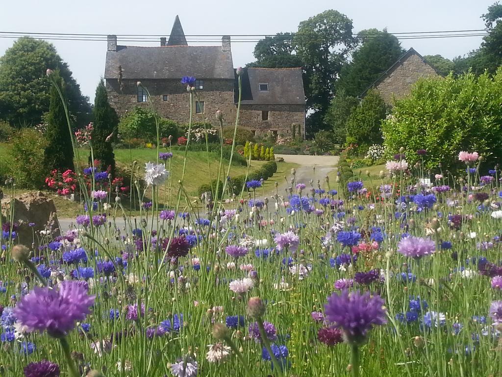 Manoir De La Branche Bed & Breakfast Maen Roch Bagian luar foto