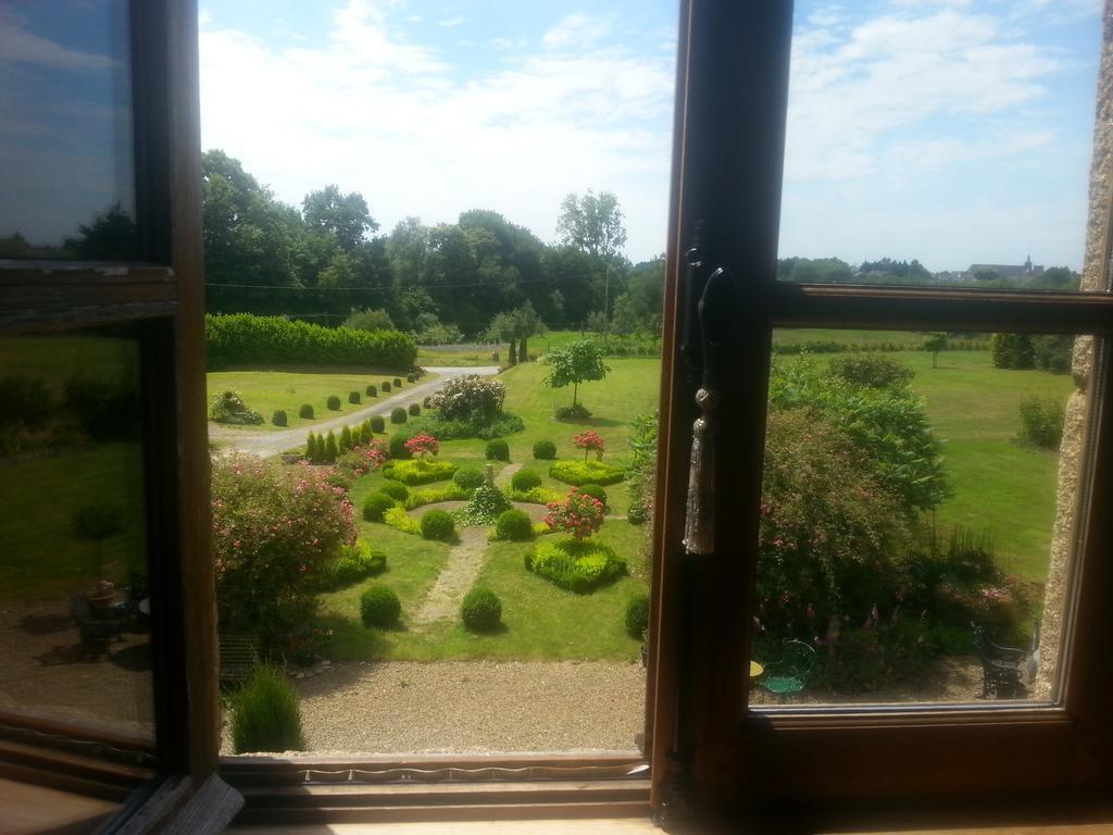 Manoir De La Branche Bed & Breakfast Maen Roch Bagian luar foto