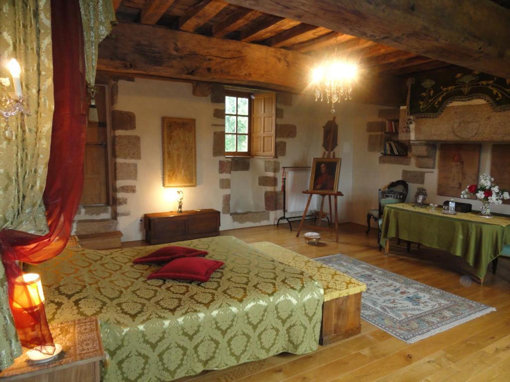 Manoir De La Branche Bed & Breakfast Maen Roch Ruang foto