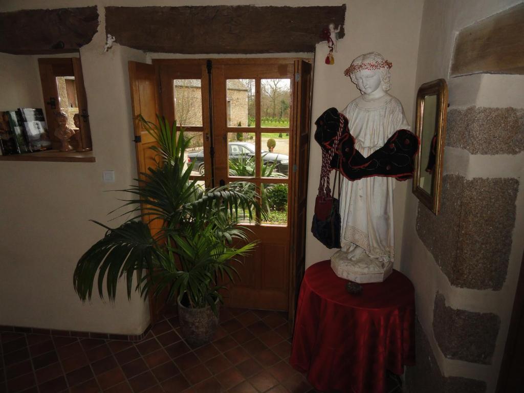 Manoir De La Branche Bed & Breakfast Maen Roch Bagian luar foto
