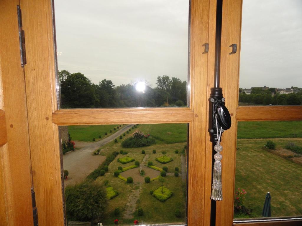Manoir De La Branche Bed & Breakfast Maen Roch Bagian luar foto