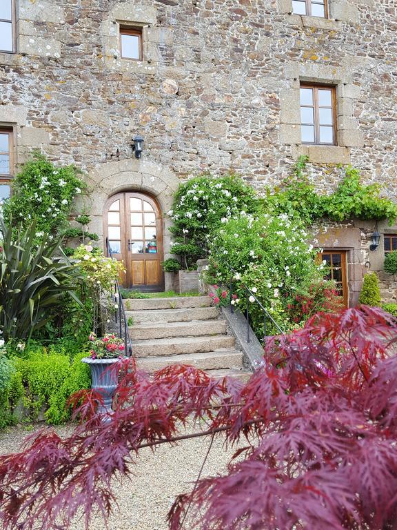 Manoir De La Branche Bed & Breakfast Maen Roch Bagian luar foto