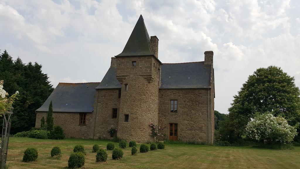 Manoir De La Branche Bed & Breakfast Maen Roch Bagian luar foto