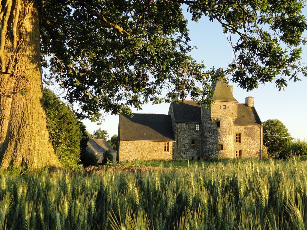 Manoir De La Branche Bed & Breakfast Maen Roch Bagian luar foto