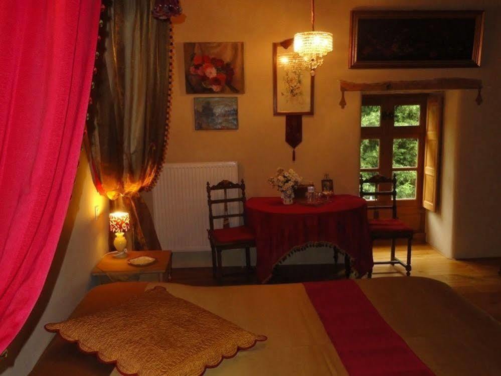 Manoir De La Branche Bed & Breakfast Maen Roch Bagian luar foto