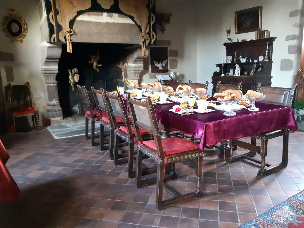 Manoir De La Branche Bed & Breakfast Maen Roch Bagian luar foto